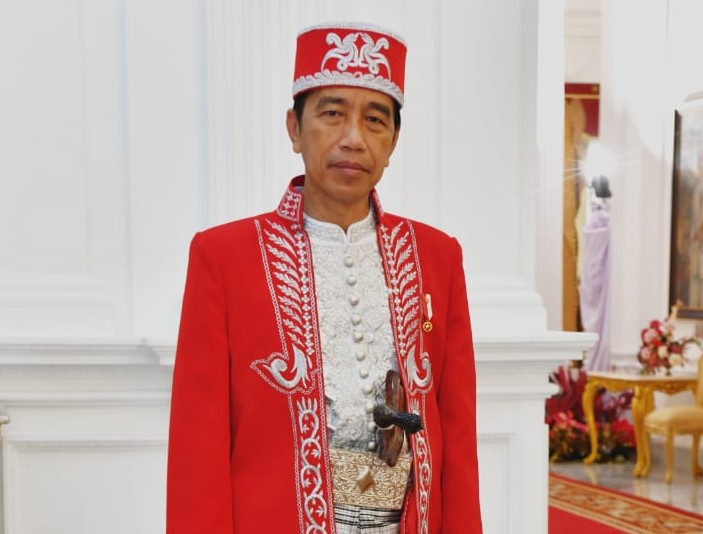  Presiden Kenakan Dolomani, Pakaian Adat Buton