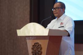 Anggota Komisi VI DPR Nyoman Parta (kiri) dalam acara Sosialisasi Integrasi Ultra Mikro.