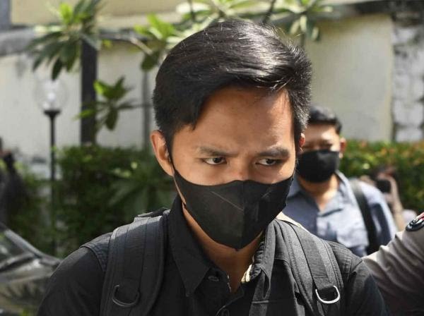 Bharada Richard Eliezer Pudihang Lumiu (E)