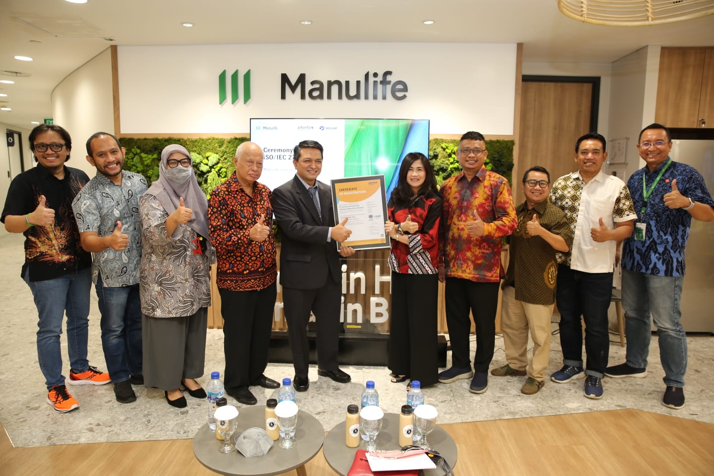 Manulife Indonesia secara resmi menerima sertifikasi ISO/IEC 27001:2013. 