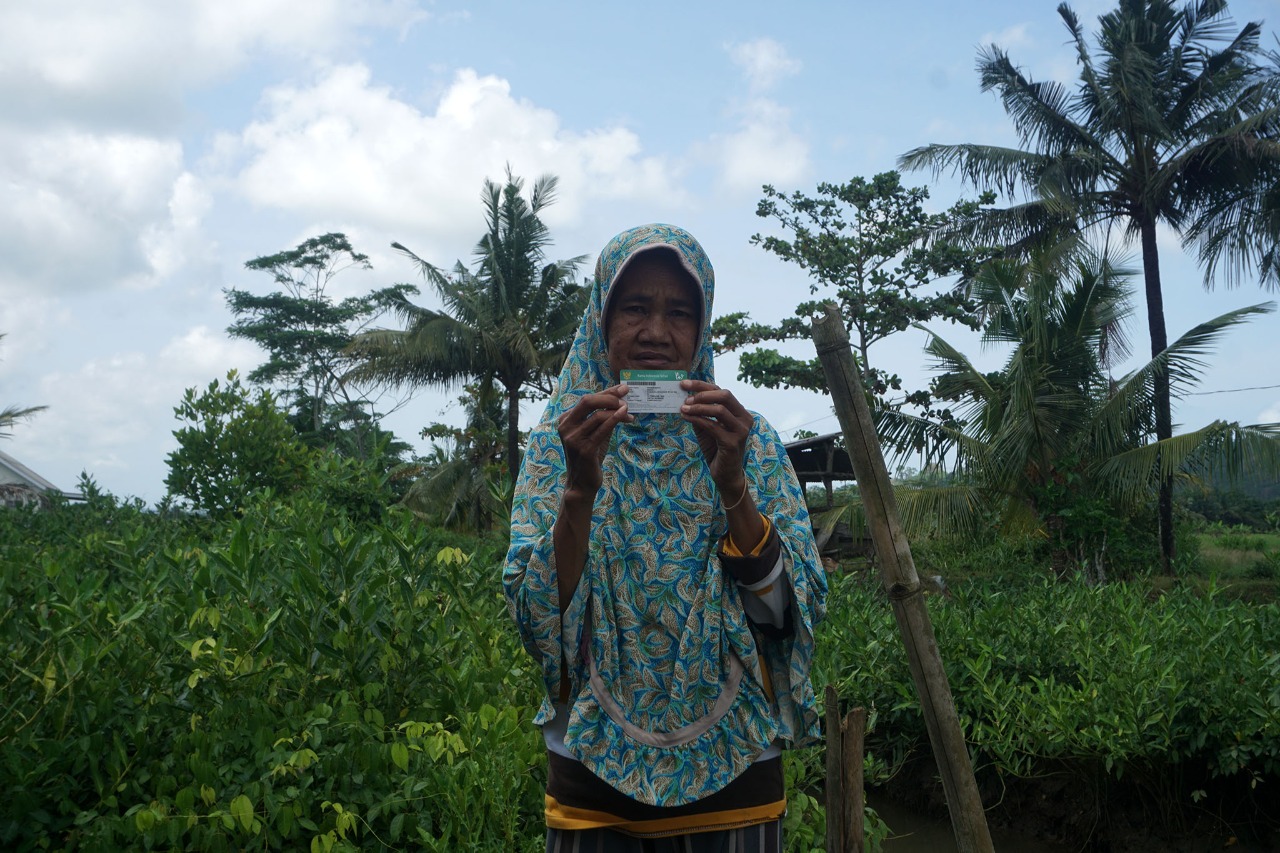 Layanan proteksi kesehatan melalui Jaminan Kesehatan Nasional (JKN) dari BPJS Kesehatan menjangkau warga terpencil di Cilacap, Jateng.