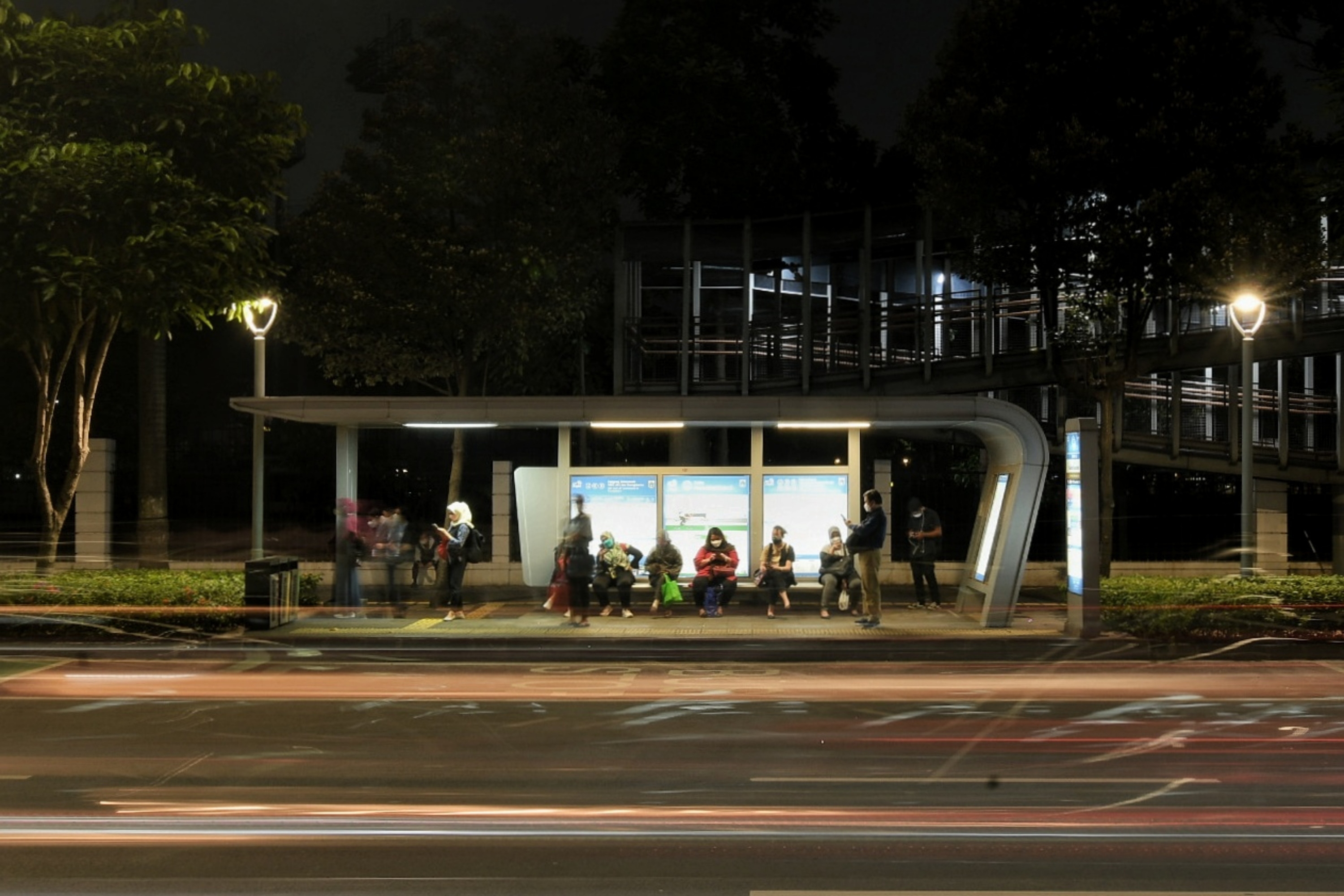 Halte Bus GBK, Jakarta