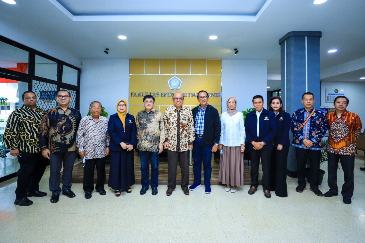 Lamemba melakukan visitasi akreditasi Program Studi (S-2) Magister Akuntansi Sekolah Pascasarjana Universitas Pancasila di Jakarta.