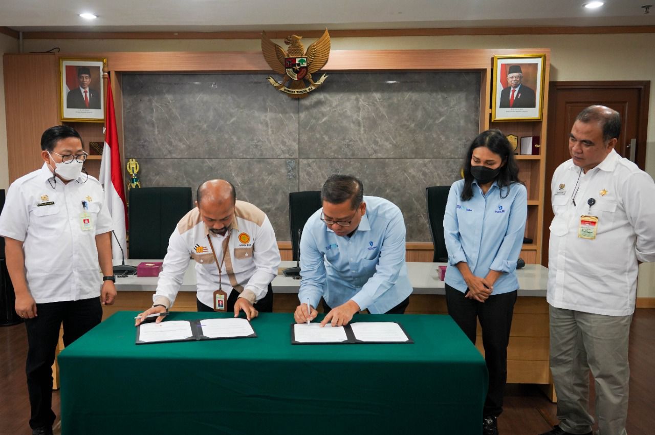 Penandatangan kerja sama Kementan dengan Peruri.