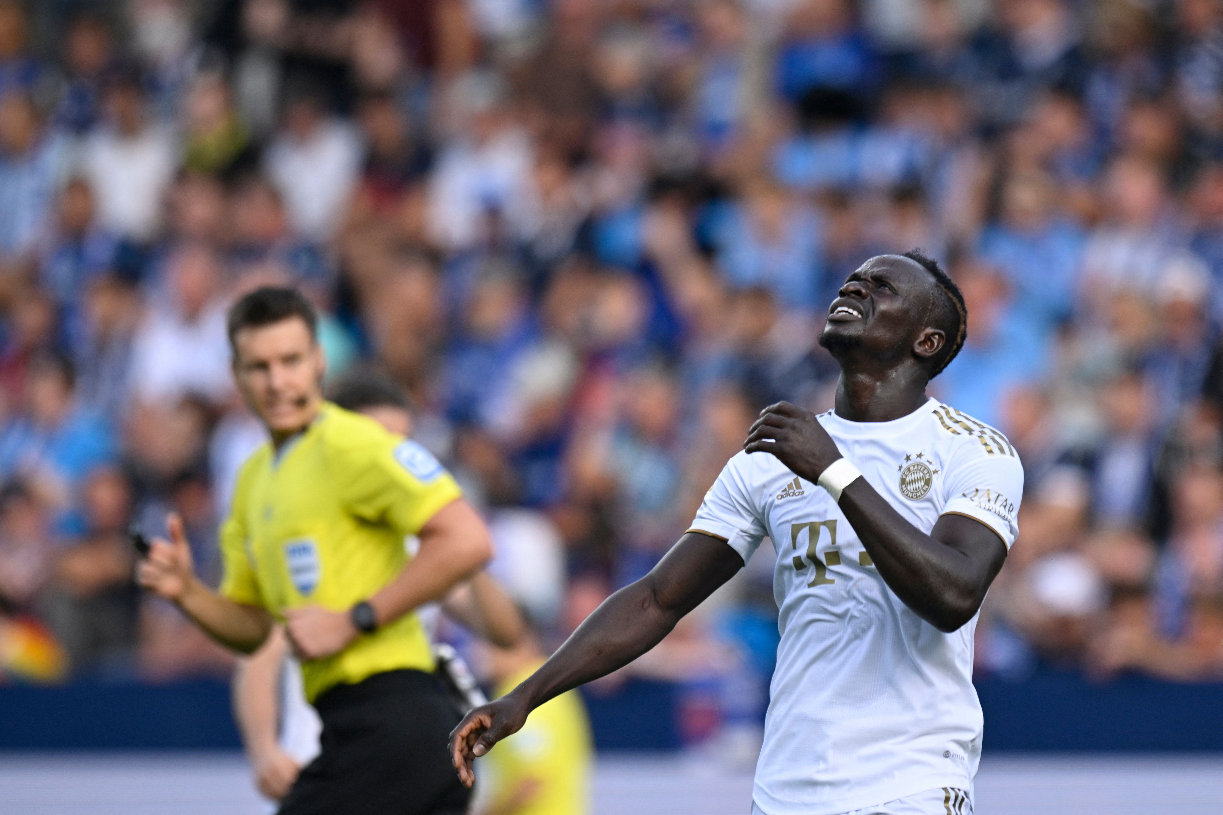 Penyerang Bayern Muenchen Sadio Mane bereaksi dalam laga Bundesliga melawan Bochum