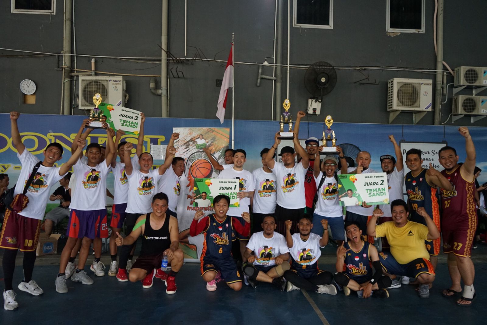 Perlombaan bola basket yang diadakan Teman Sandi di Palembang