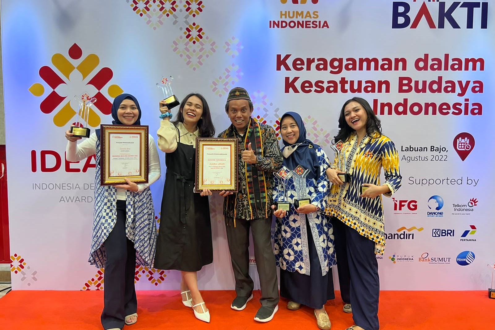 Ideas Awards tahun ini mengusung tema tentang Keberagaman dalam Kesatuan Budaya Indonesia dengan dua kategori yaitu DEI dan ESG. 