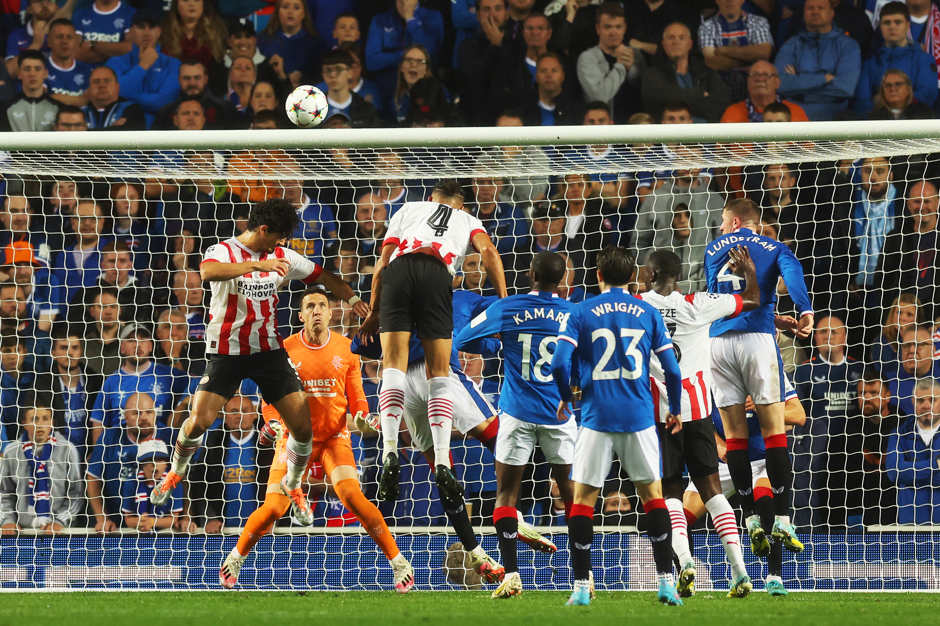 Laga Liga Champions antara Rangers dan PSV