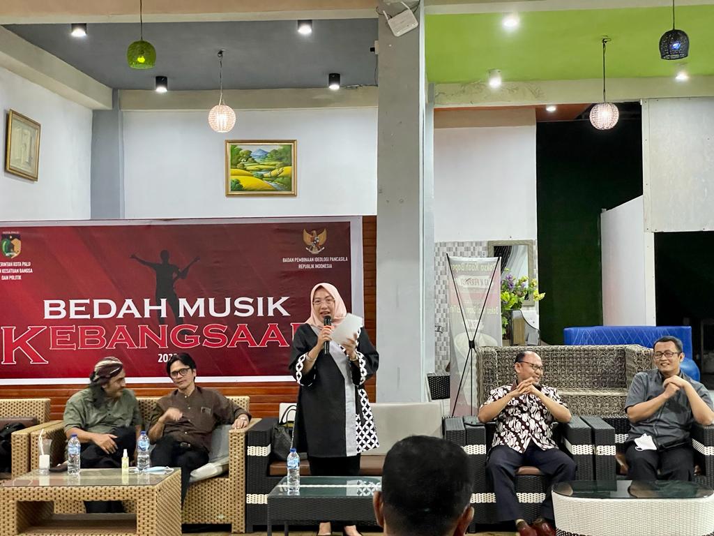 Acara Bedah Musik Kebangsaan bertajuk Bedah Karya Musik Budaya Lokal Dalam Perspektif Kebangsaan di Palu, Sulteng.