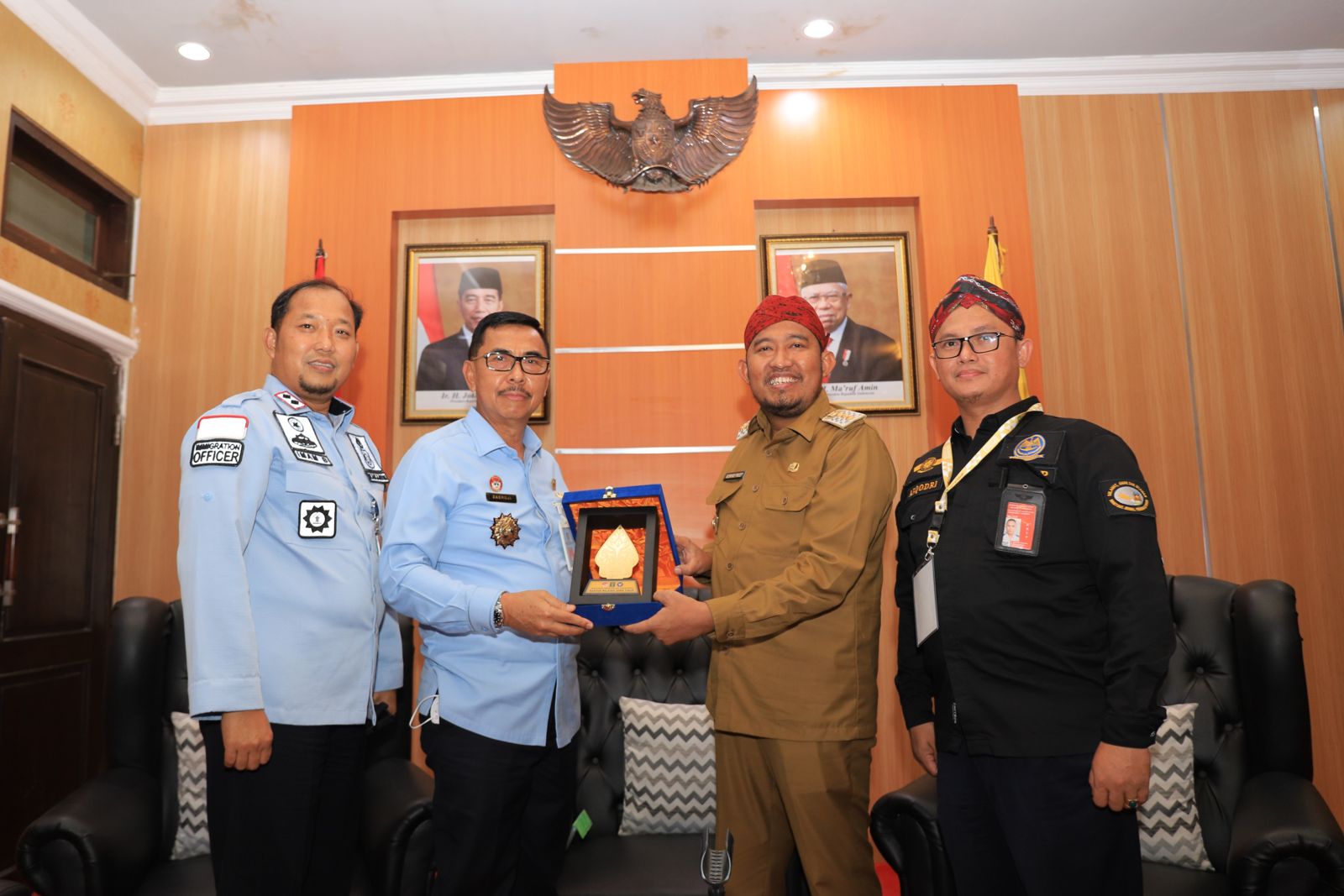 Pertemuan Kepala Kanwil Kemenkumham Jatim Zaeroji dengan Bupati Sumenep Ahmad Fauzi