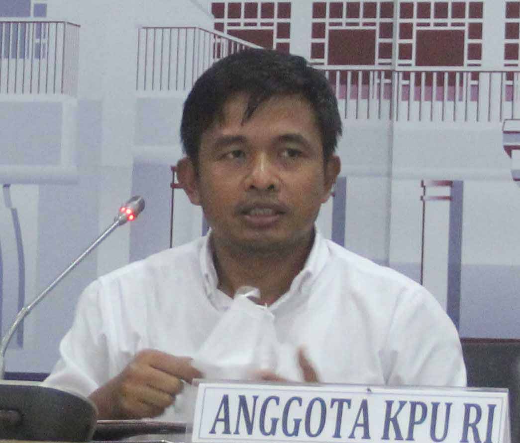 Anggota KPU Idham Holik