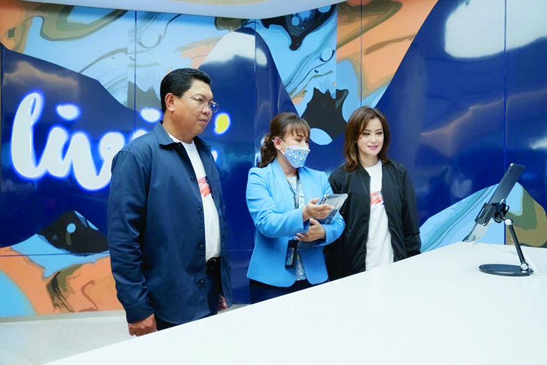 Peluncuran smart branch Bank Mandiri