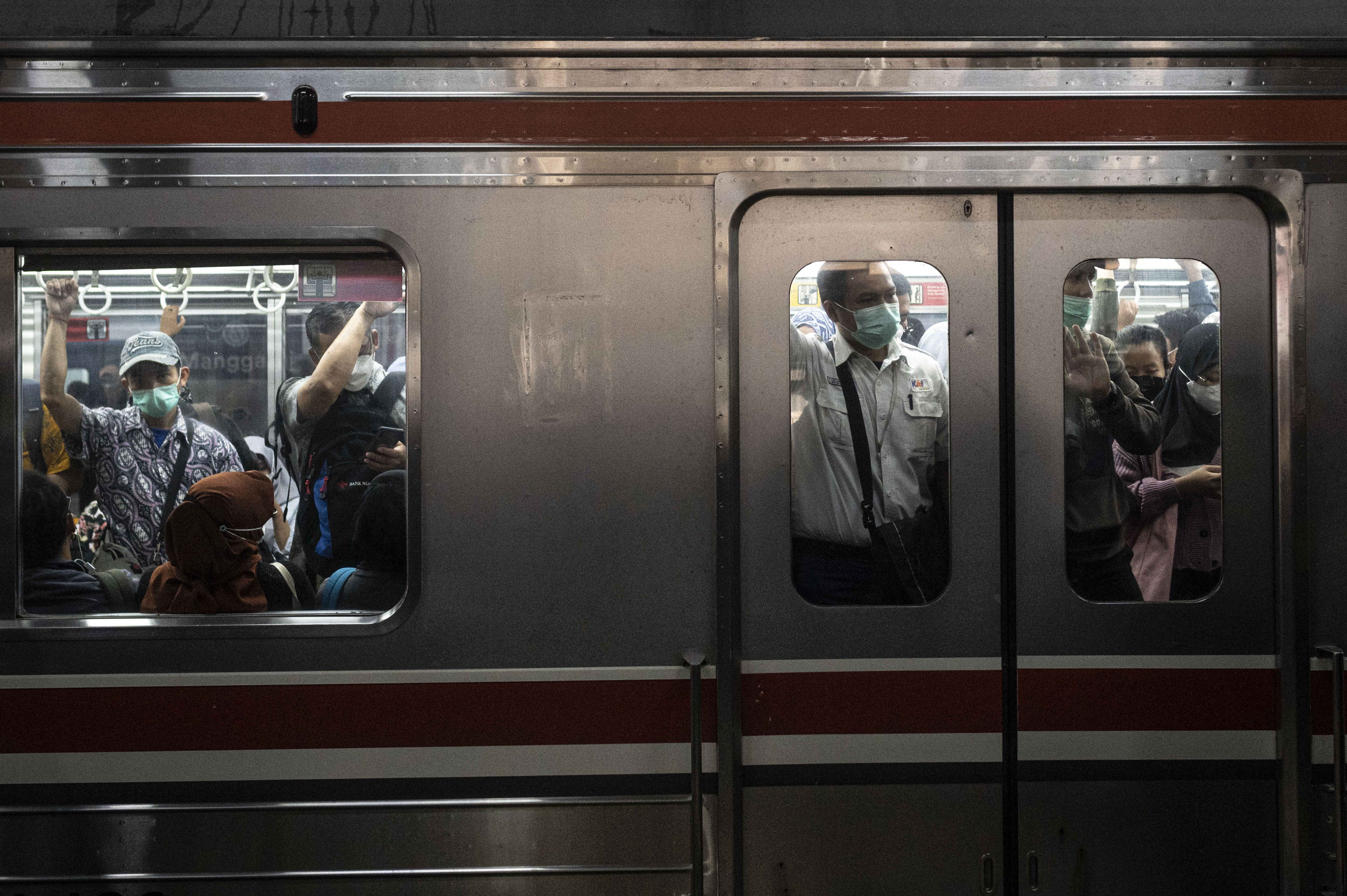 Pemprov DKI Ungkap KRL akan Terintegrasi Dengan 3 Moda Lainnya