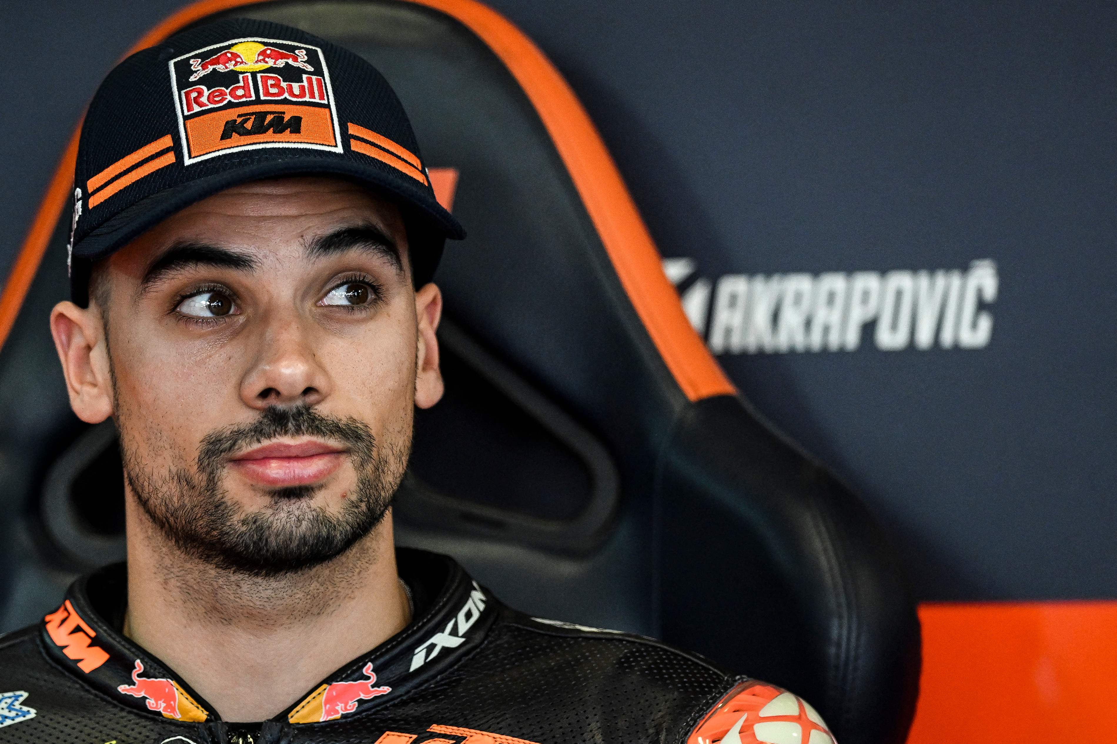 Pembalap asal Portugal Miguel Oliveira 