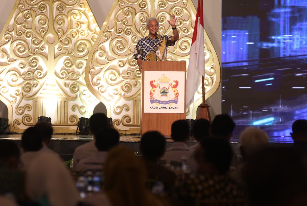 Gubernur Jateng Ganjar Pranowo saat pengukuhan pengurus Kamar Dagang dan Industri Jawa Tengah (Kadin Jateng) periode 2022 -2027, Kamis (11/8