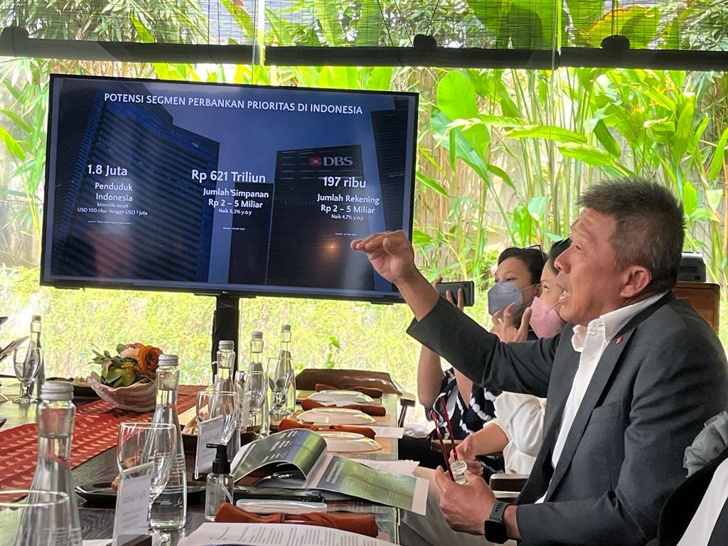 Consumer Banking Director, PT Bank DBS Indonesia Rudy Tandjung.