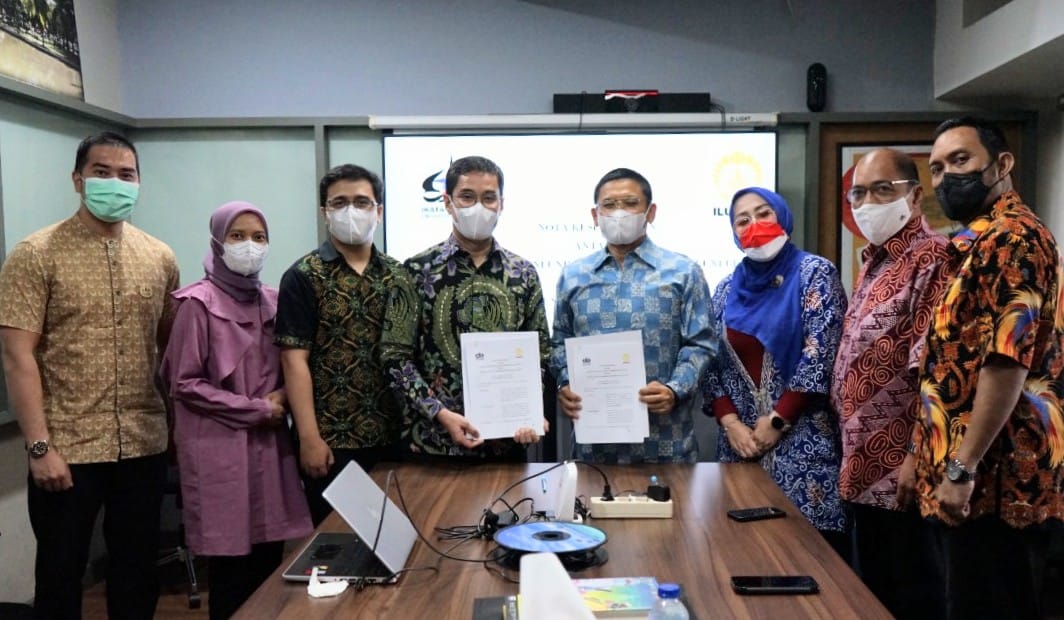 Iluni UI dan IKA Usakti melakukan penandatangan kerja sama untuk perkuat kemitraan kedua belah pihak. 