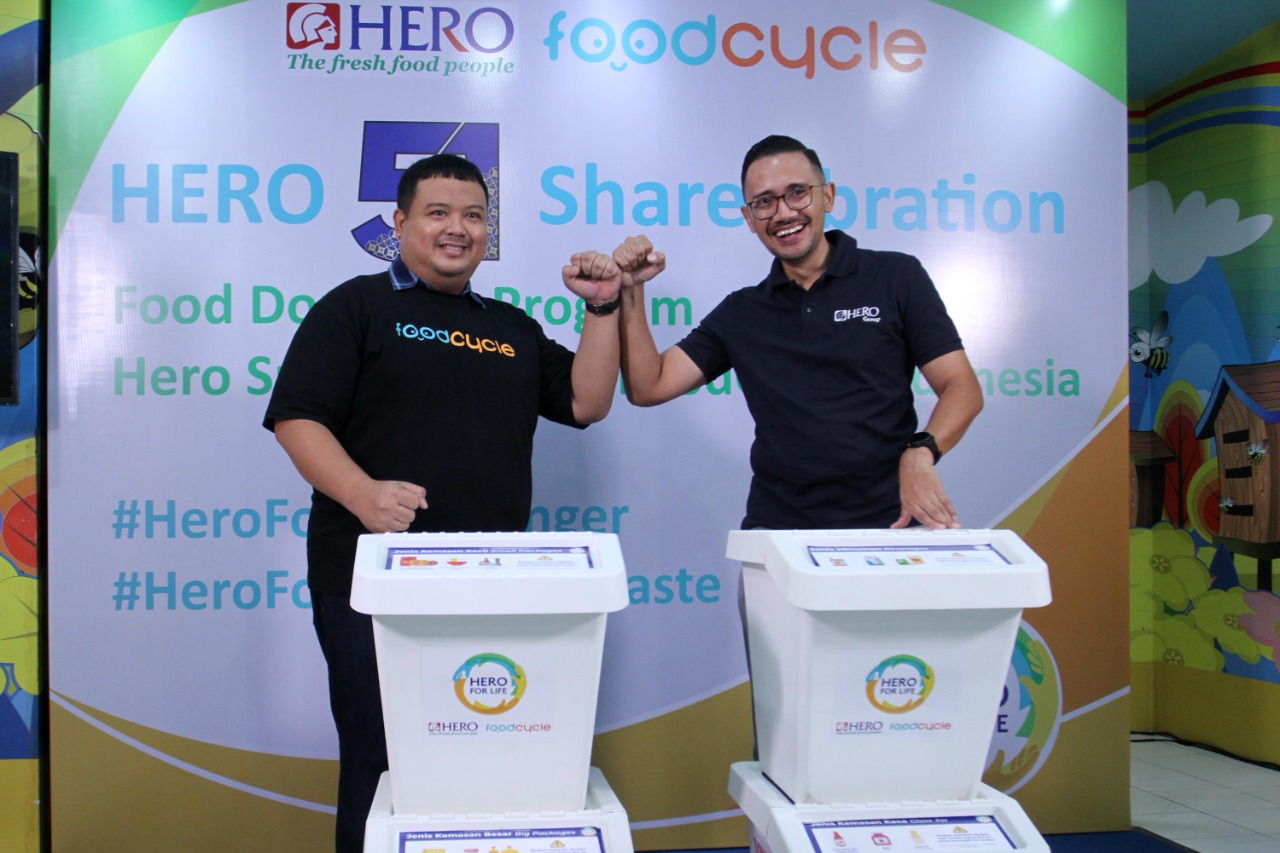PT Hero Supermarket dan Foodcycle Indonesia bekerja sama dalam menyediakan drobox donasi makanan bagi mereka yang tak mampu.