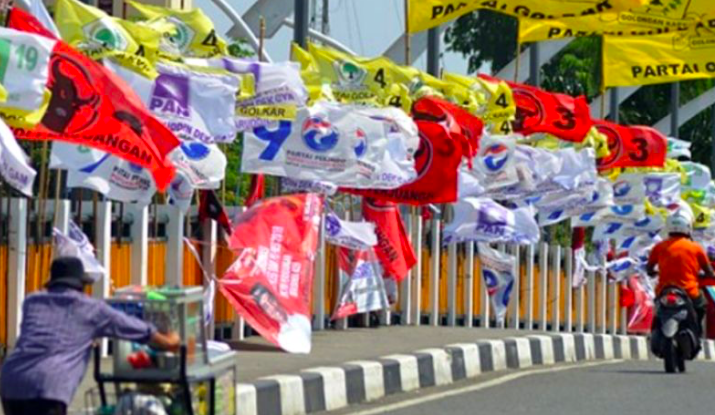 Bendera partai politik.
