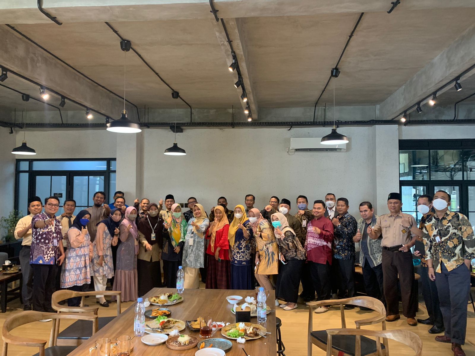 Pertemuan Bank Syariah Indonesia dengan Ketua yayasan/kepala sekolah di Tangsel