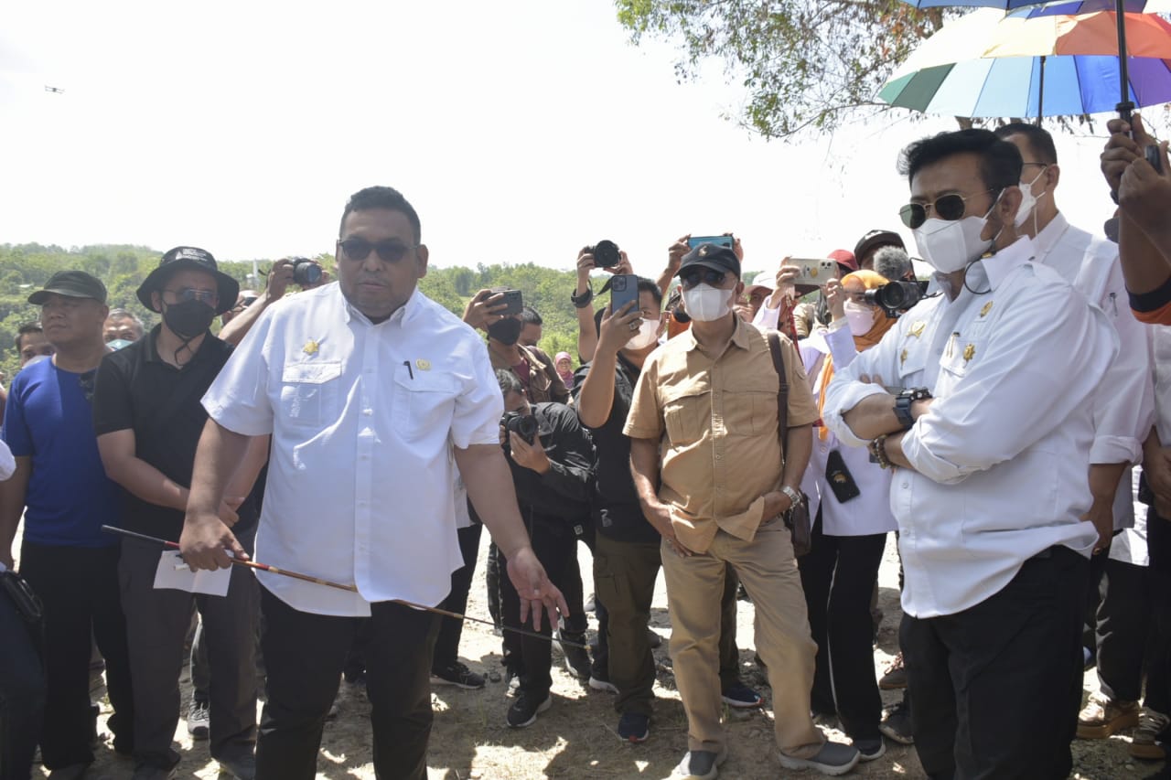 Mentan SYL Tinjau Lokasi Pengembangan Kelapa Genjah di Karanganyar