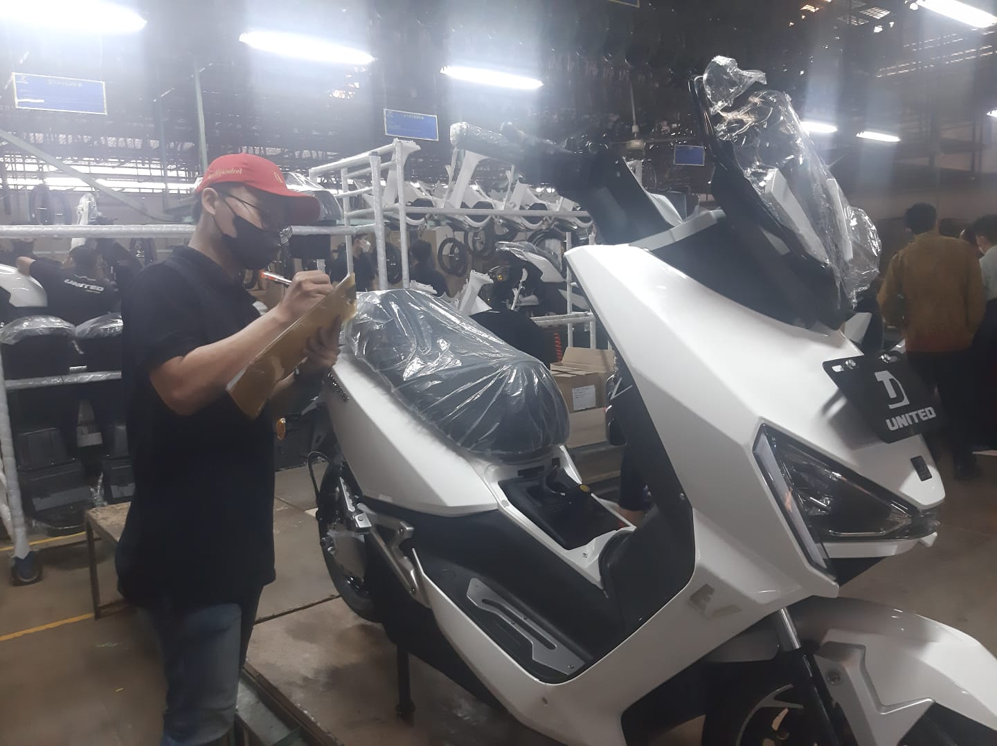 Produksi motor listrik merk United