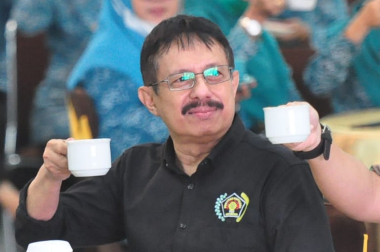 Ketua PWI Jawa Tengah Amir Machmud NS