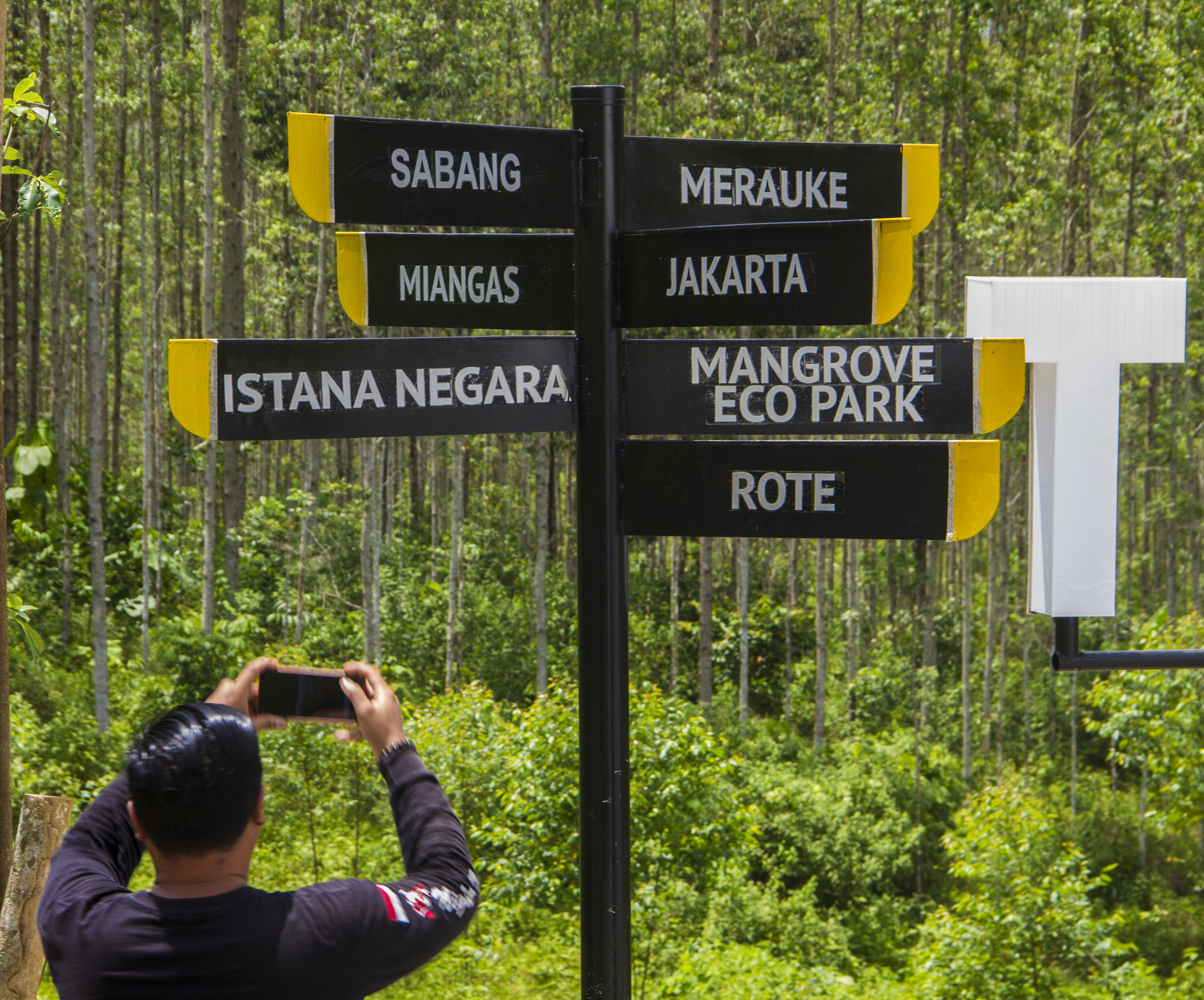 Titik nol kilometer Ibu Kota Negara Nusantara di Kecamatan Sepaku, Kabupaten Penajam Paser Utara, Kalimantan Timur.