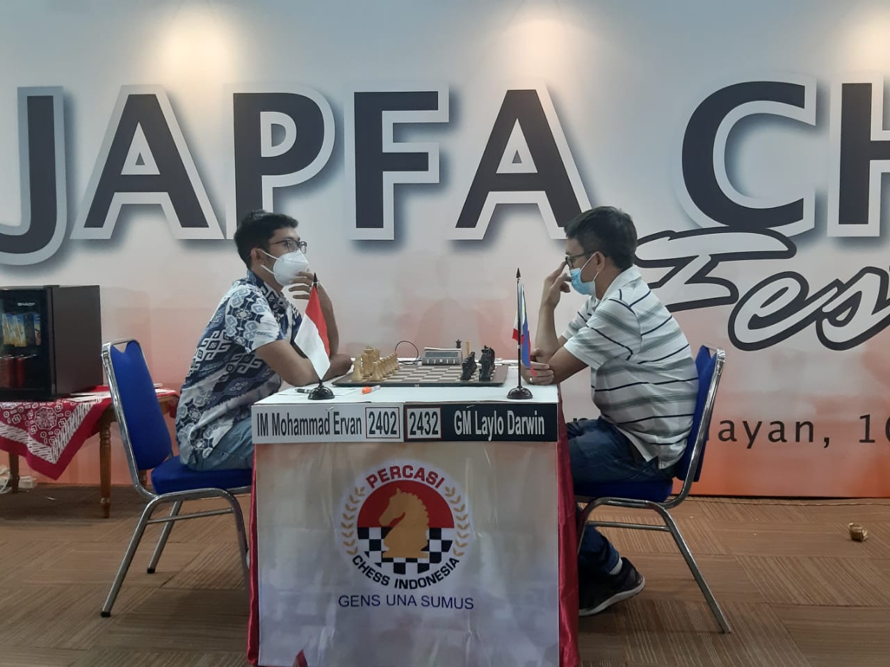 Pertandingan antara pecatur Indonesia IM Mohammad Ervan melawan pecatur Filipina GM Darwin Laylo.