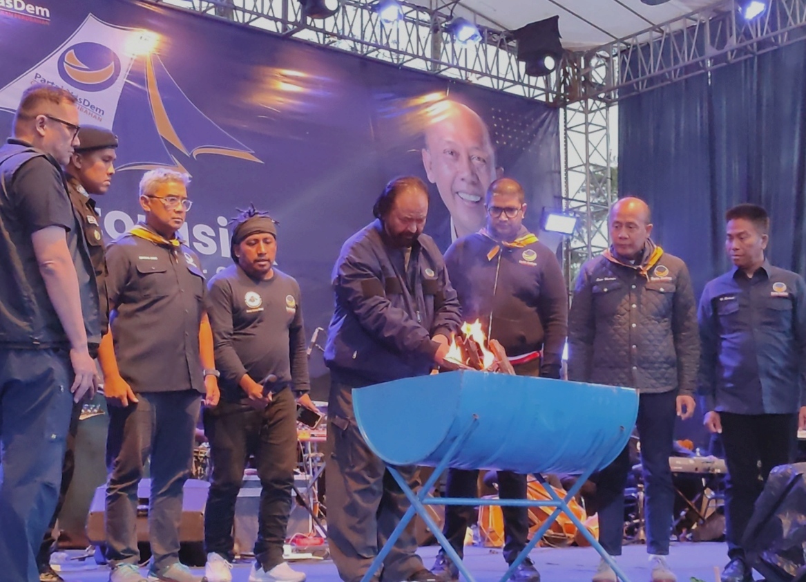 Ketua Umum DPP Partai NasDem, Surya Paloh membuka Kemah Restorasi dan Sekolah Kader di Kebon Pinus Cikole Lembang, Bandung Barat, (1/9).