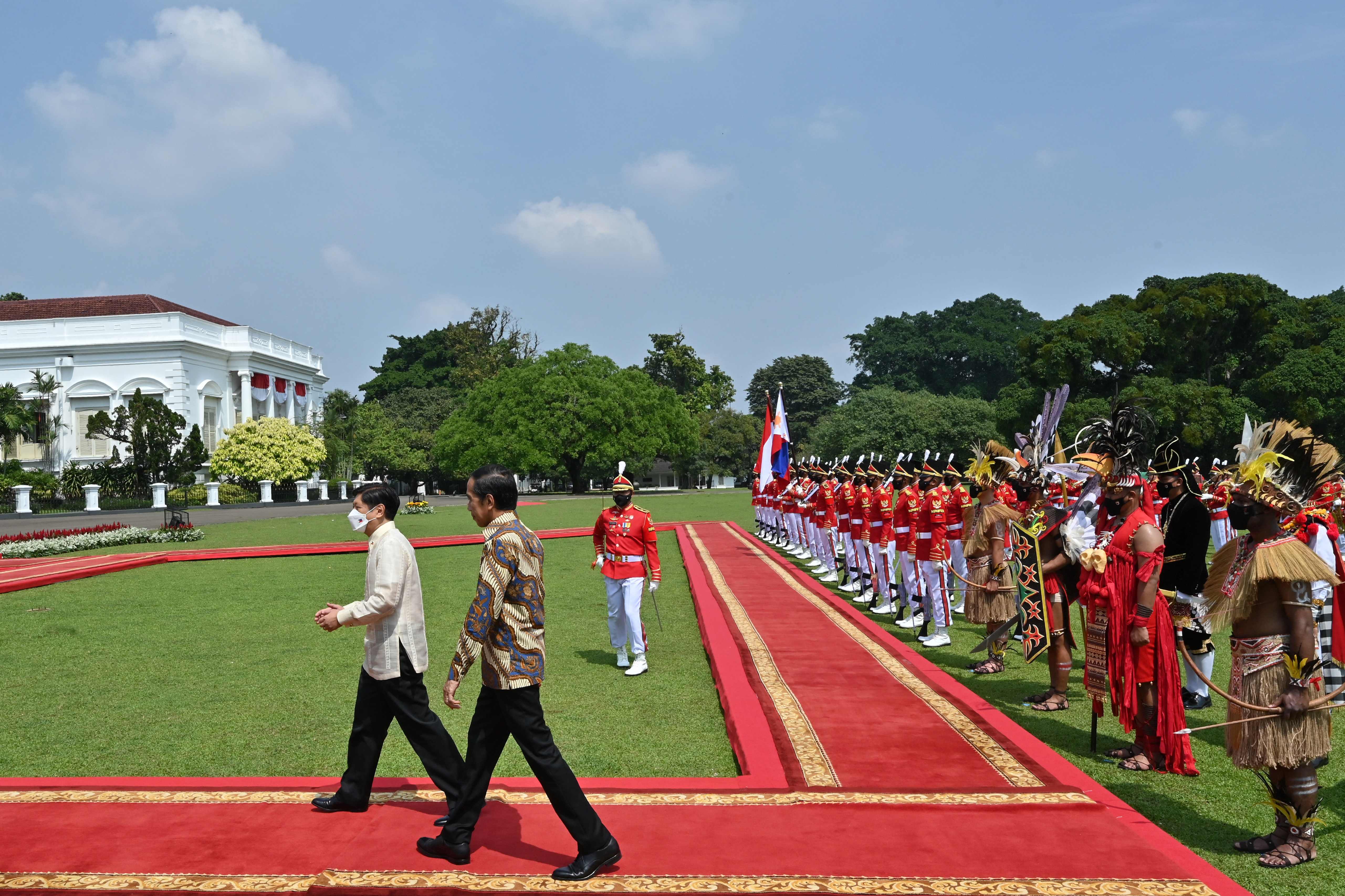 Presiden RI Jokowi dan Presiden Filipina Ferdinand Marcos Jr melakukan pertemuan bilateral.
