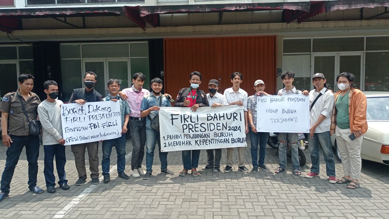 Komunitas Buruh Samarinda, Kaltim menyatakan dukungan untuk Ketua KPK Firli Bahuri, maju Pilres 2024, Selasa (27/9/2022)