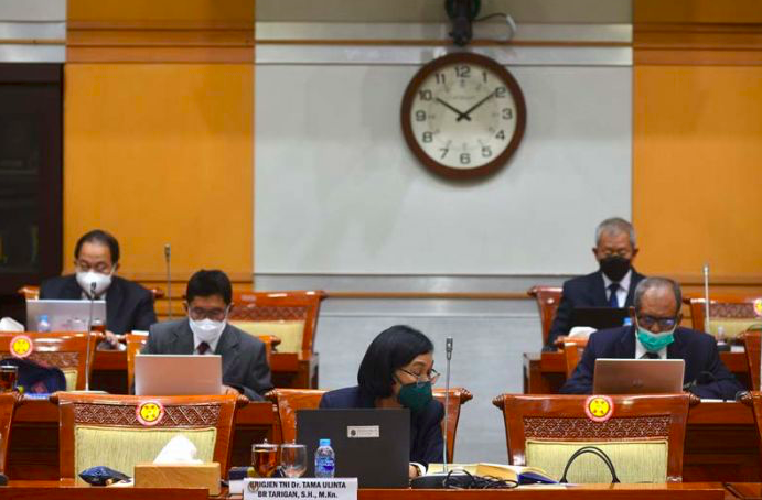  Uji kelayakan dan kepatutan (fit and proper test) calon Hakim Agung 