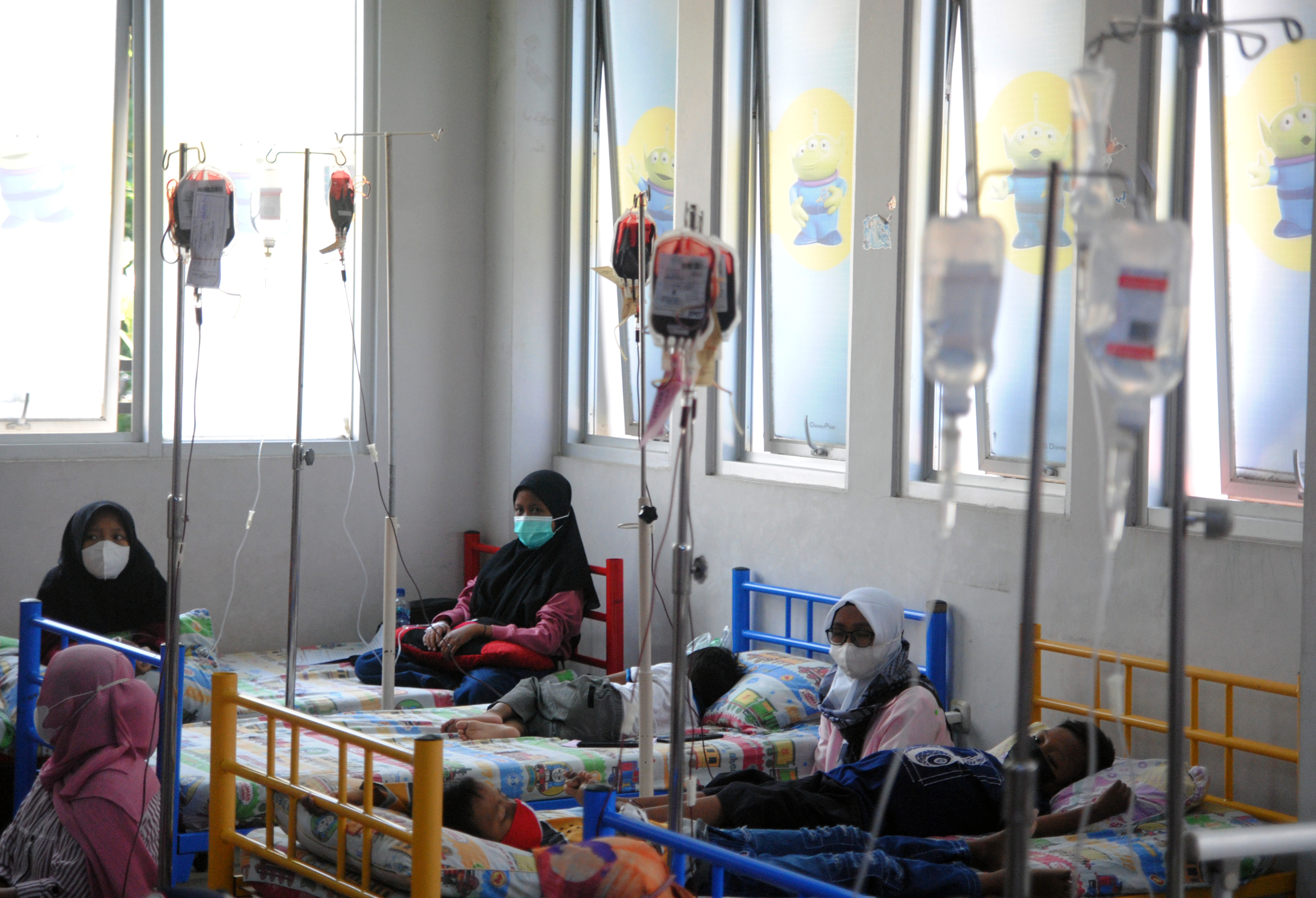 Sejumlah pasien anak menjalani perawatan di Ruang Thalasemia RS PMI, Kota Bogor.
