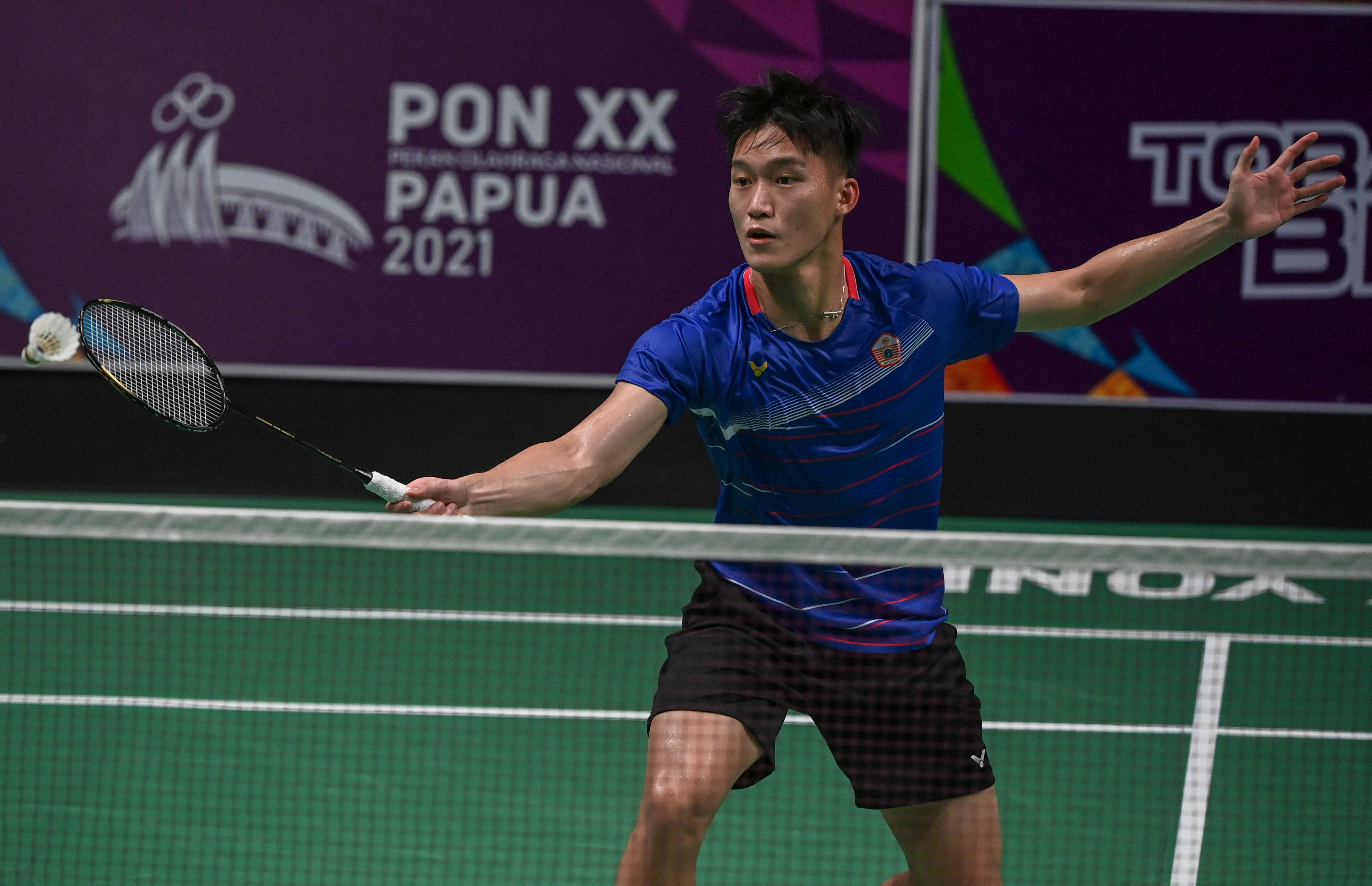 Pebulu tangkis tunggal putra DKI Jakarta Yonathan Ramlie 