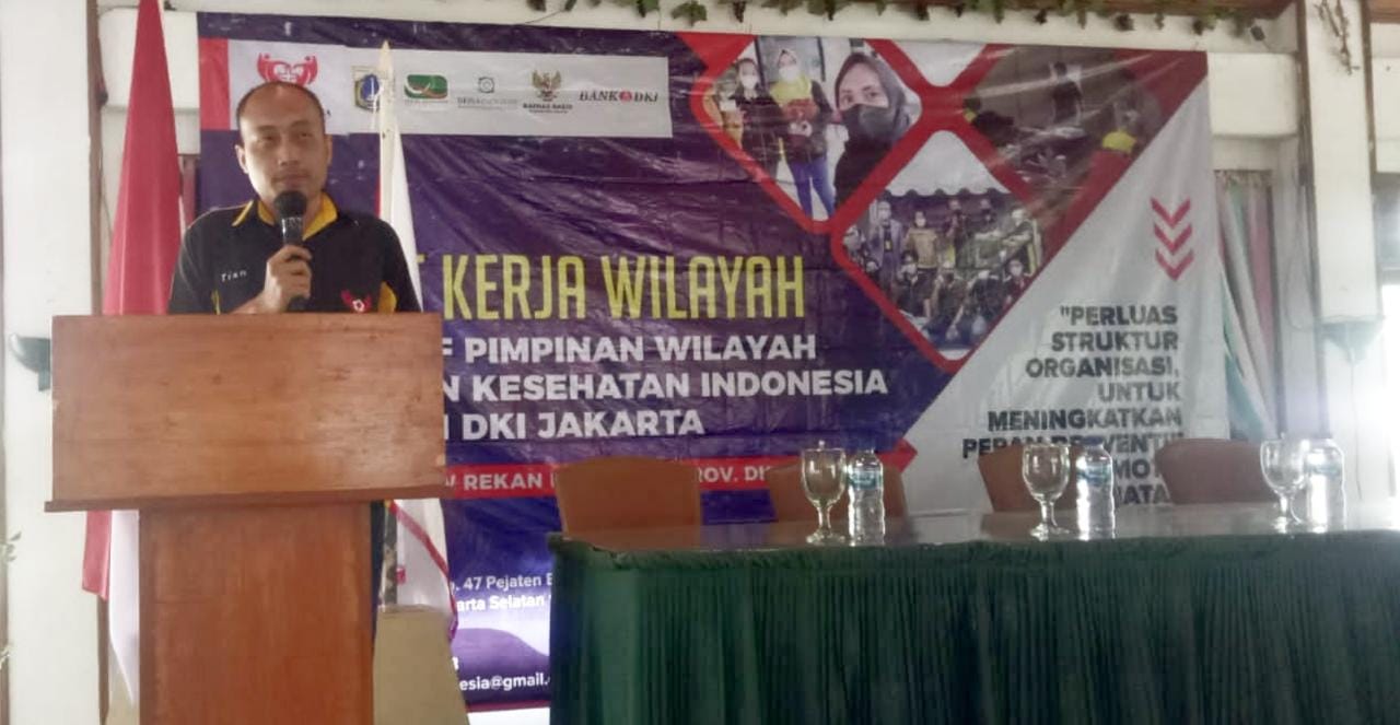 Martha Tiana Hermawan, ketua Relawan Kesehatan (Rekan) Indonesia Provinsi DKI Jakarta