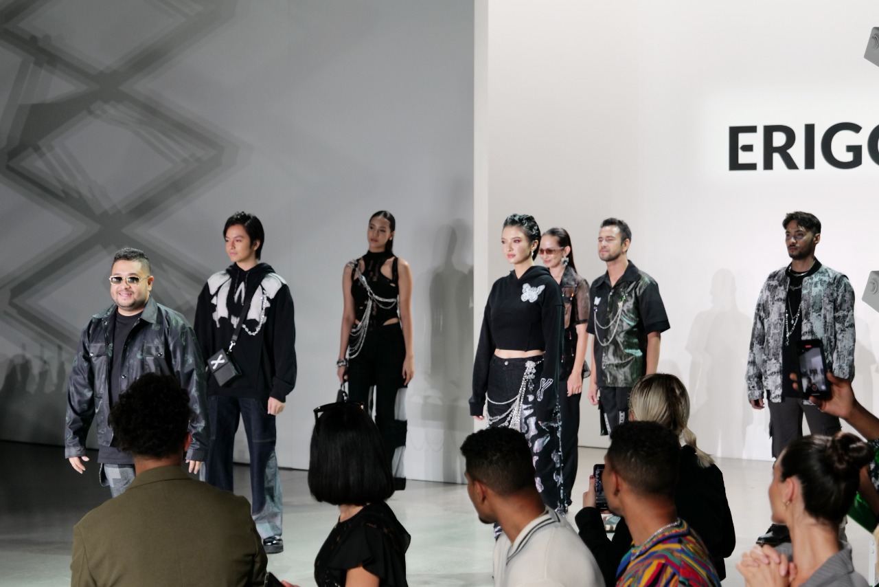 Kali kedua partisipasi Erigo di New York Fashion Week ini menjadi pencapaian tidak hanya bagi Erigo tapi juga fashion industry Indonesia.