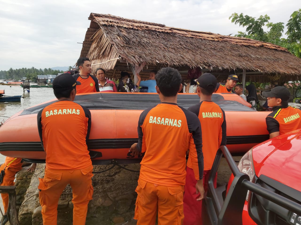 Basarnas masih mencari mahasiswa Umsu yang hanyut di Sungai Bah Bolon, Kecamatan Sipispis, Kabupaten Serdangbedagai, Sumut, Jumat (2/9/2022)