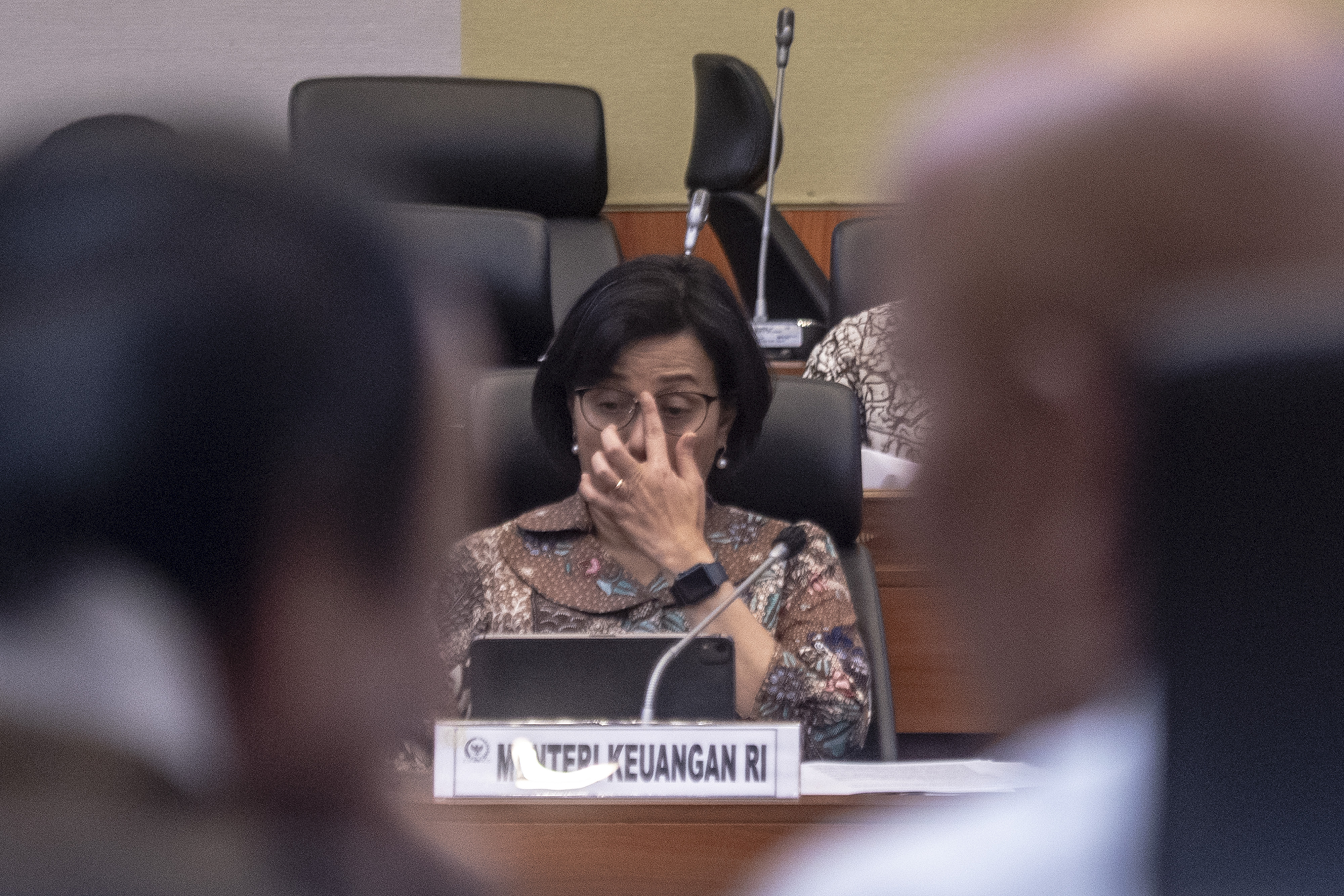Menkeu Sri Mulyani saat mengikuti rapat kerja dengan Banggar DPR RI.