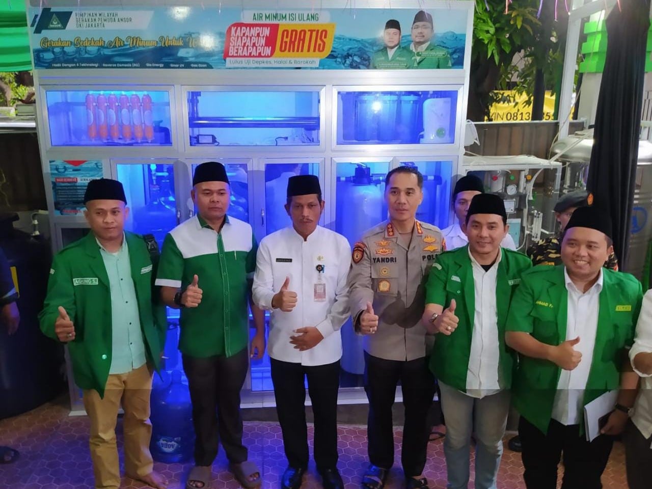 Ansor DKI Inisiasi Gerakan Sedekah Air Minum secara Gratis
