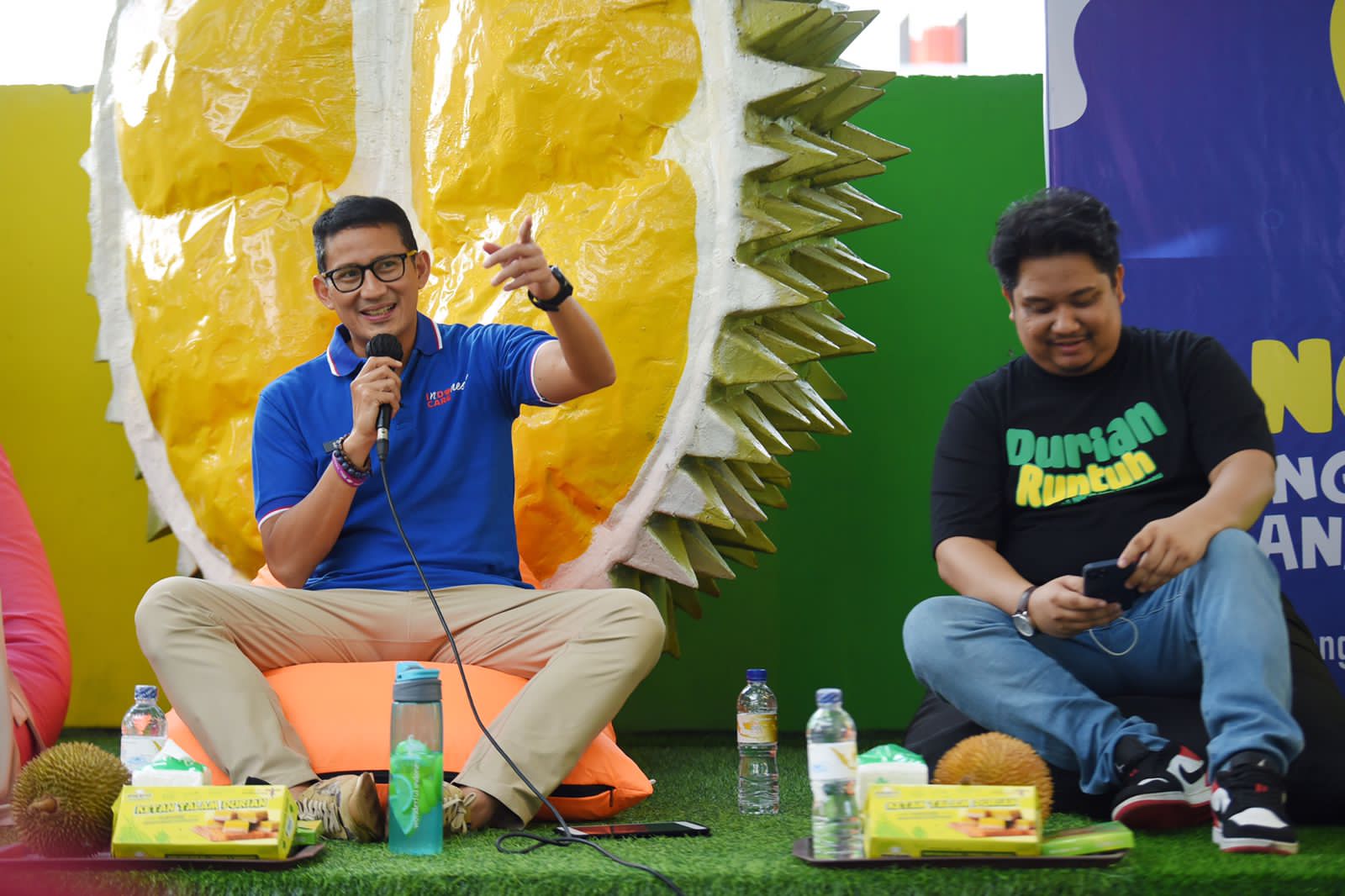 Menparekraf Sandiaga Uno memberikan kiat jitu jadi konten kreator handal pada pelatihan pembuatan konten di Pekanbaru, Riau.