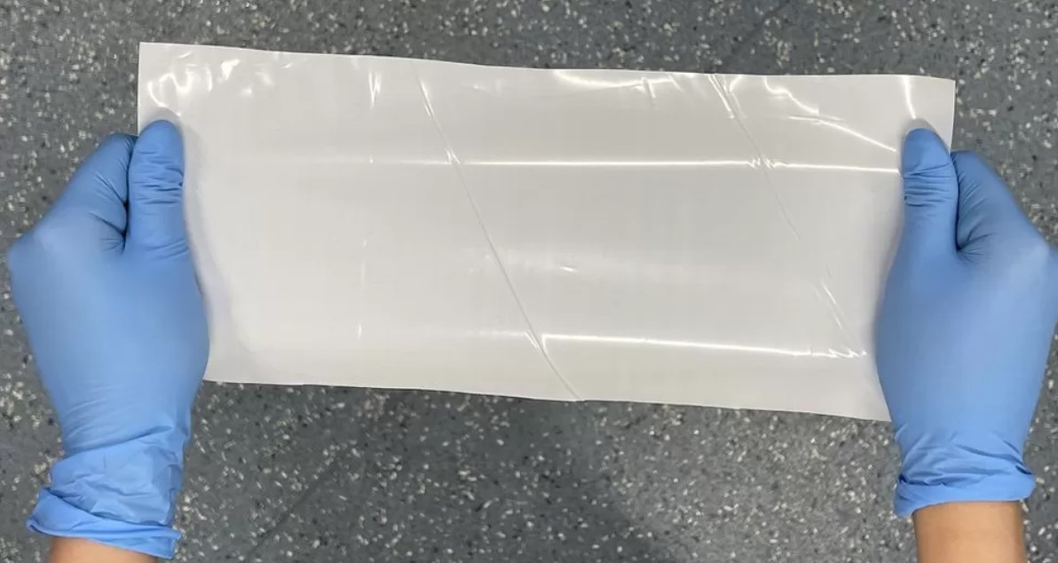 Plastik yang bisa mensterilkan diri sendiri