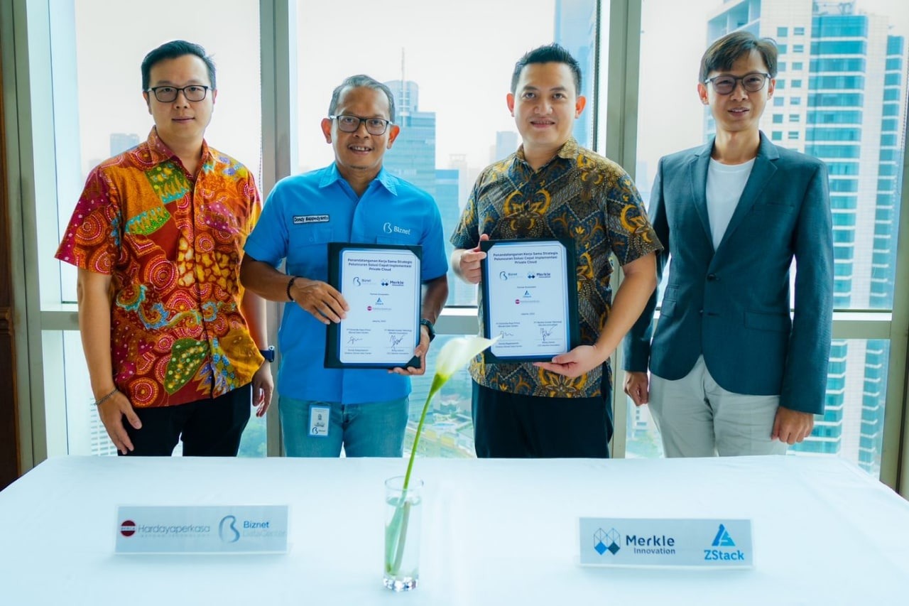 Penandatanganan kerja sama Biznet Data Center dengan Merkle Innovation tentang penyediaan private cloud