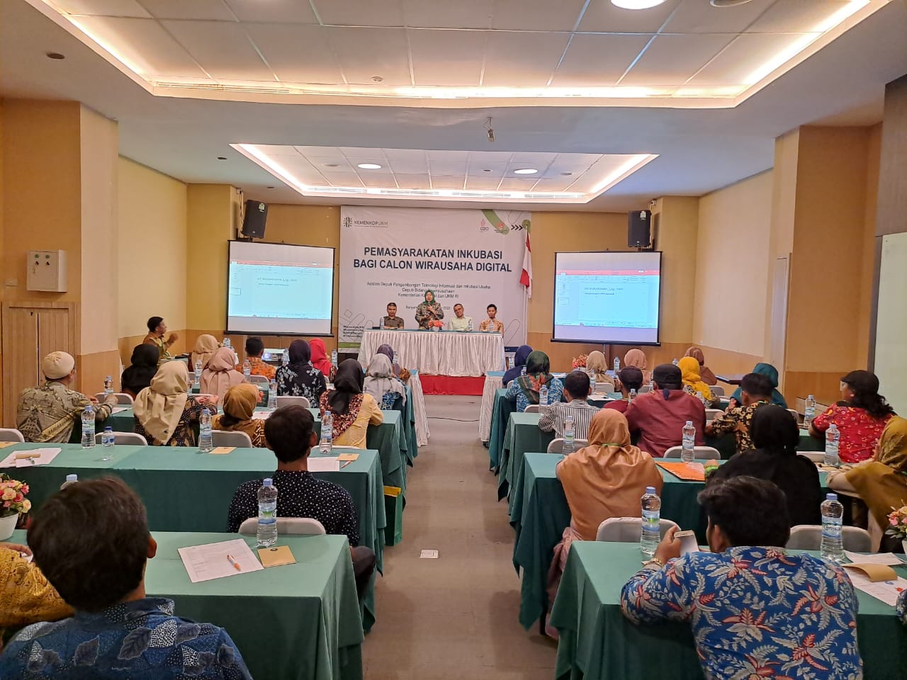 Digitalisasi UMKM Peluang Raih Pasar Global