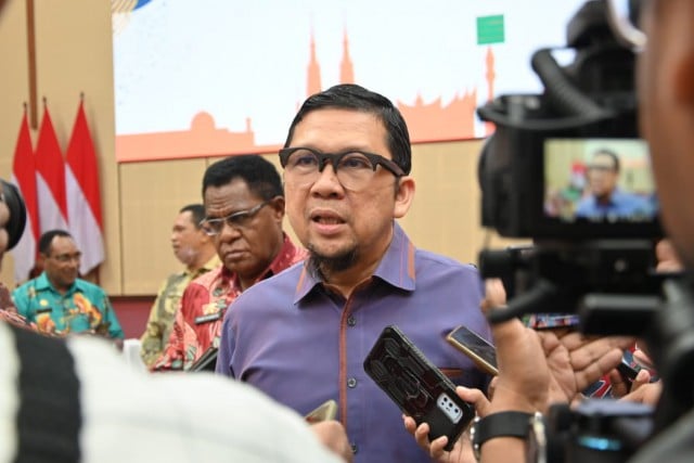 Ketua Komisi II DPR RI Ahmad Doli Kurnia Tandjung usai memimpin Kunjungan Kerja Spesifik Komisi II DPR RI ke Kota Sorong, Papua Barat.