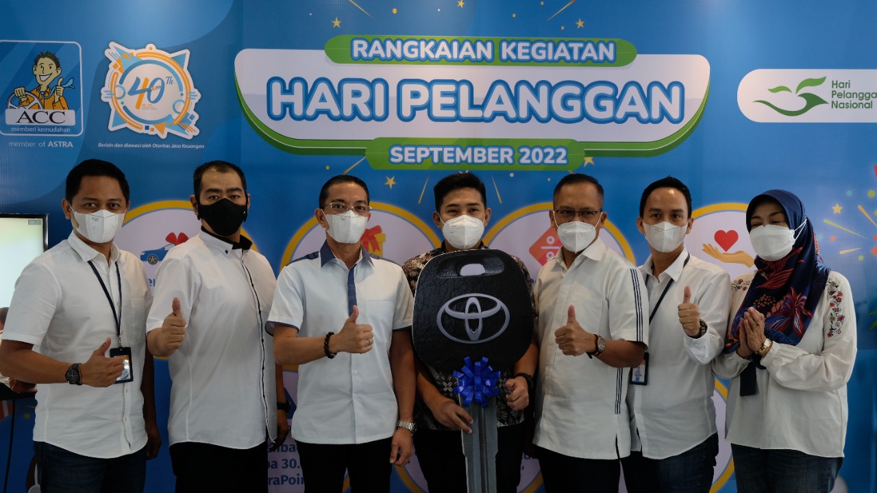 Peringati Harpelnas 2022, Astra Credit Companies (ACC) membagikan hadiah mobil kepasa pelanggan yang terpilih. 