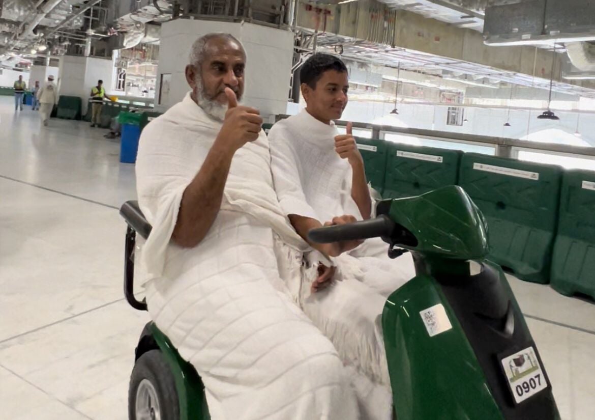 Kehadiran skuter listrik dan kereta cepat dari Madinah ke Mekkah itu sangatlah membantu.