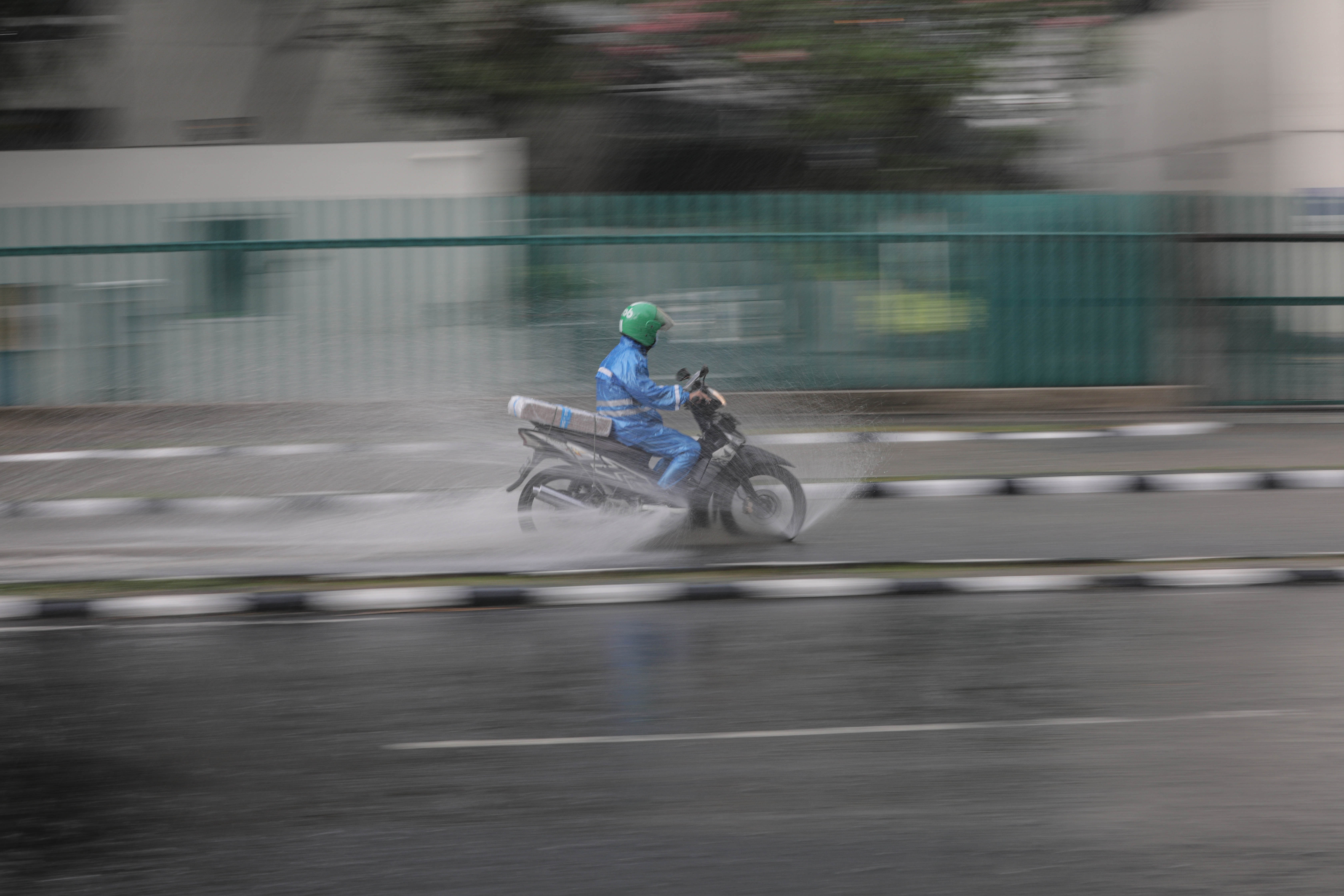 Waspada Cuaca Ekstrem dan Hujan Lebat Sepekan ke Depan di Jakarta