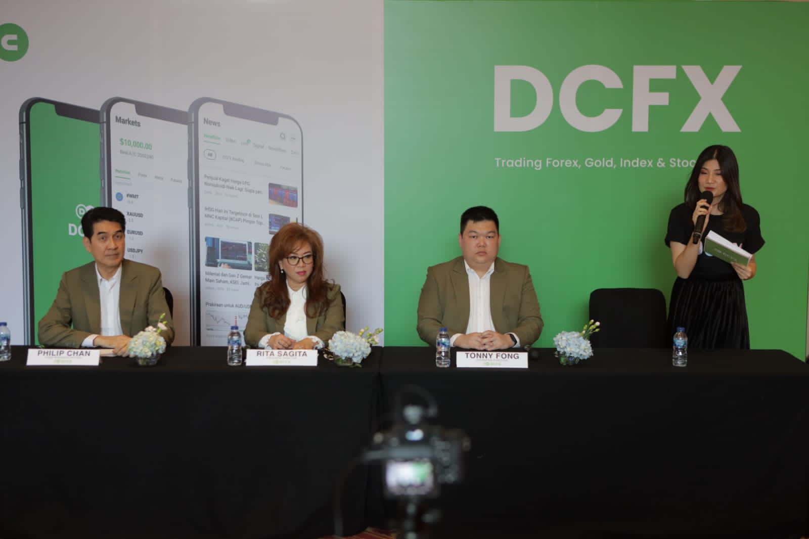 Konferensi pers yang digelar DCFX Indonesia di Jakarta, Selasa (6/9).