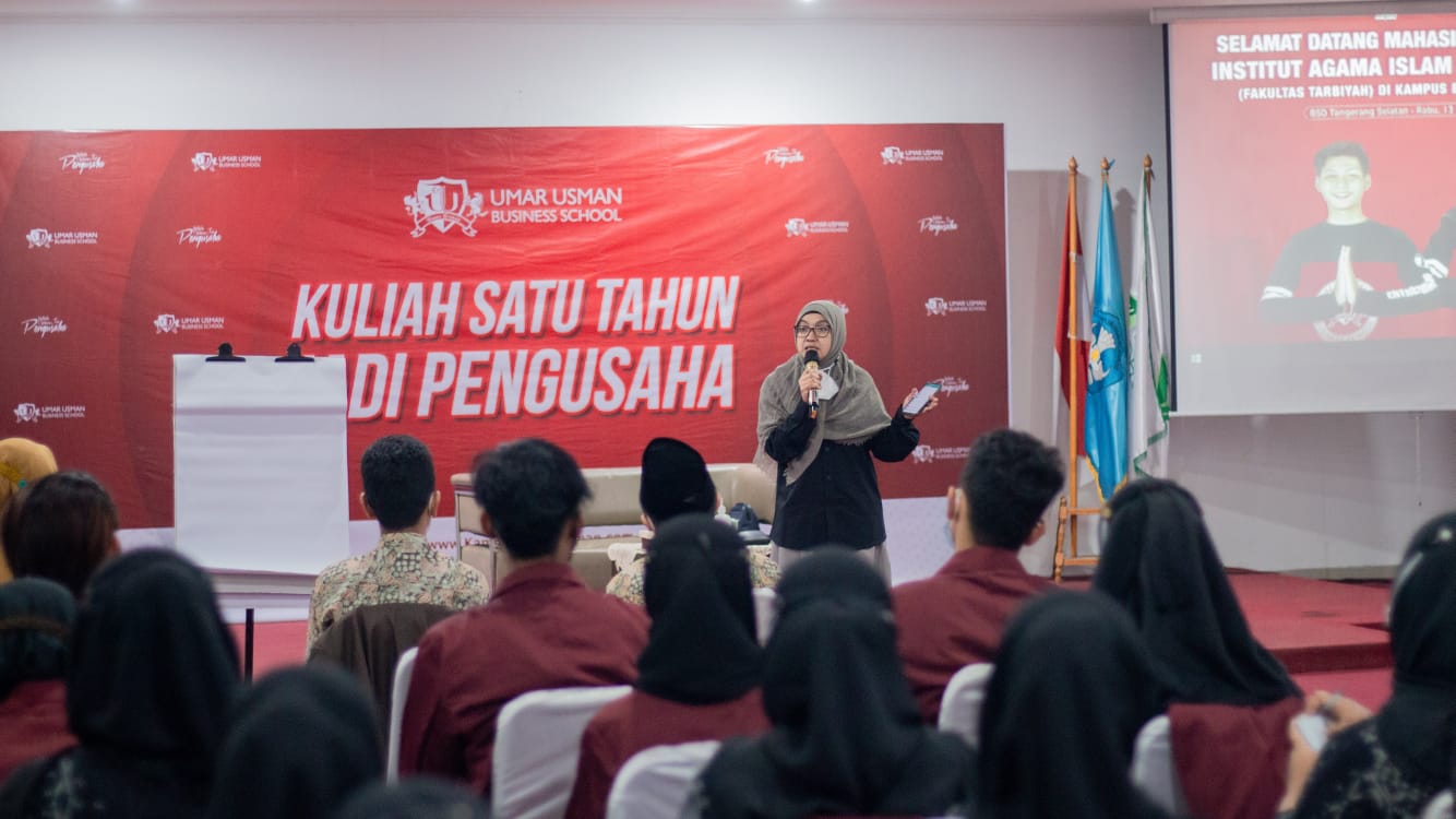 Kampus Bisnis Umar Usman (KBUU) mengusung tema pendidikan entrepreneurship.